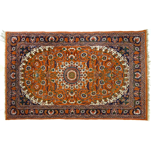 916 - An Indian rug, 126 x 199cm