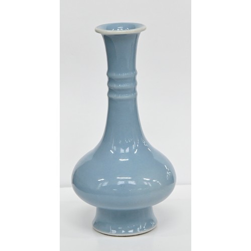 281 - A Chinese clair-de-lune glazed vase, 19th c or later, with three neck rings, 26.5cm h, Kangxi mark i... 