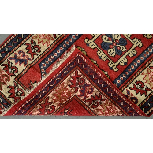 1169 - A Turkish rug, second half 20th c, 82 x 130cm