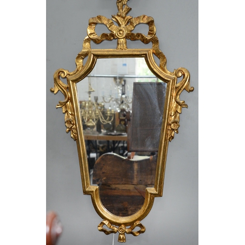 1139 - Two baroque style gilt mirrors, 20th c,  82 x 50 and smaller