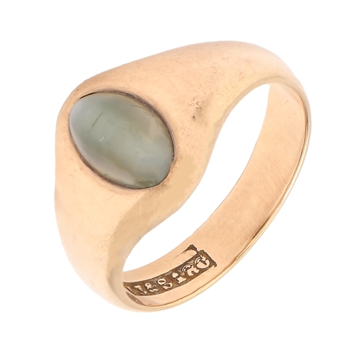 20 - A cat's eye chrysoberyl ring, c1900, in gold, marked J J & S 18c, 6.5g, size O