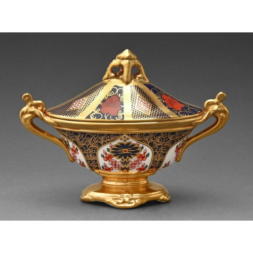 493 - A Royal Crown Derby Imari pattern vase and cover, late 20th c, 14cm h, printed mark