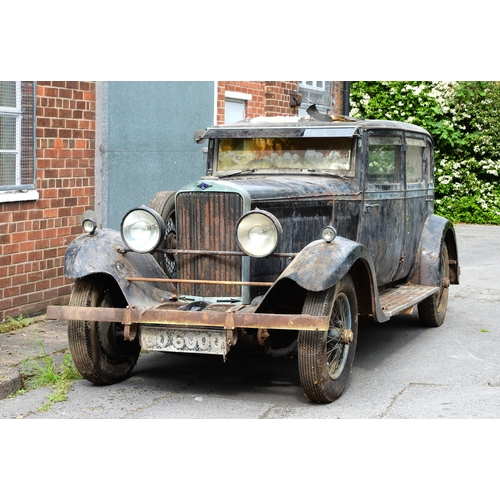 561 - Vintage Motor Car. 1933 Talbot 75 Saloon, chassis No 33316, 17.9 HP, engine No 633, black and light ... 