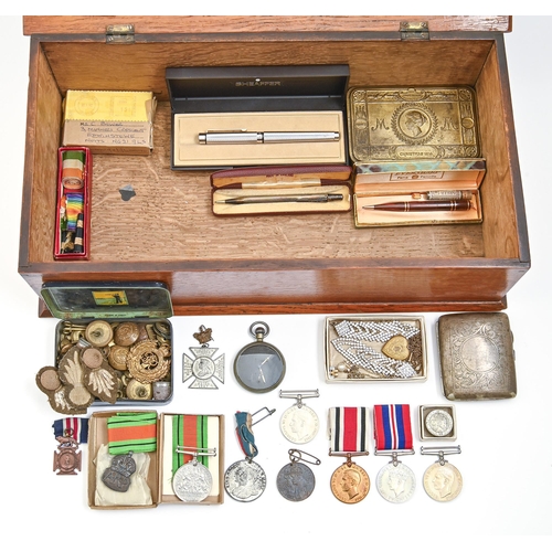 596 - Miscellaneous WWII medals, comprising Defence Medal (2), War Medal (2), Special Constabulary Long Se... 