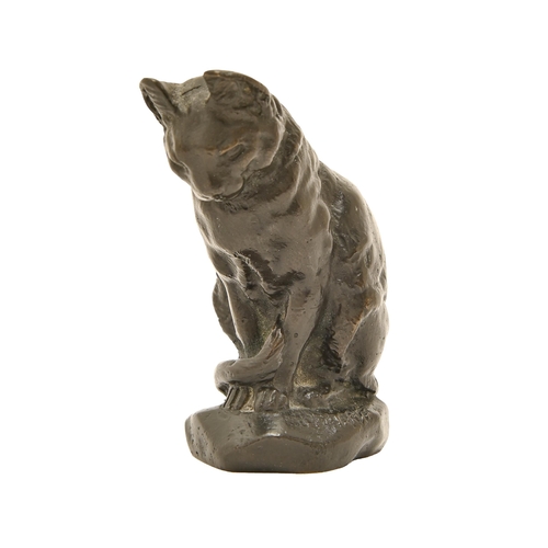 661 - A bronze sculpture of a cat, early 20th century, 9cm h, indistinctly signed in the maquette, even da... 