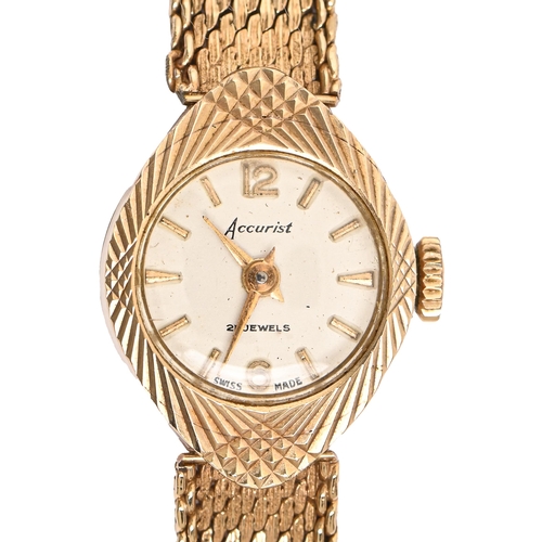 86 - An Accurist 9ct gold lady's wristwatch, 20 x 15mm, on 9ct gold mesh bracelet, 14.7g