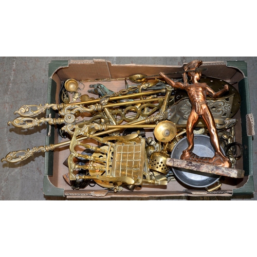 1407 - Miscellaneous brass and other metalware, early 20th c and later, including fire irons, cream skimmer... 