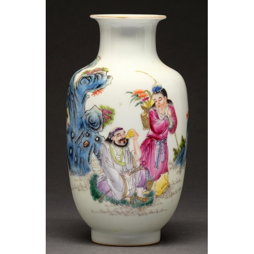 510 - A Chinese famille rose vase, 20th c, painted with two figures between blue rocks, 19cm h, Qiang Zhu ... 