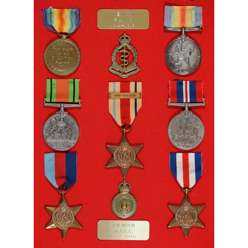 760 - WWI and WWII family groups, pair, British War Medal and Victory Medal 24520 Cpl W E Moon RAMC and ca... 