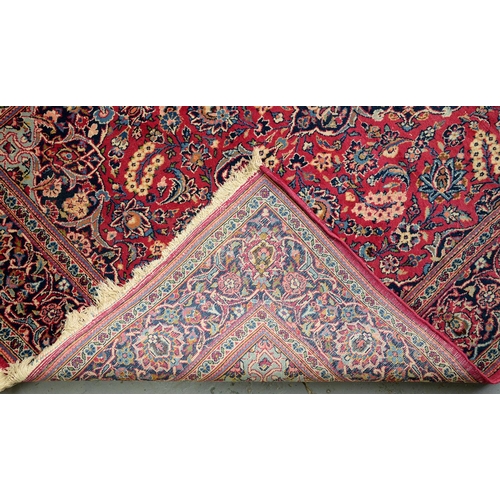 1140 - A Kashan rug, c1930, 130 x 210cm