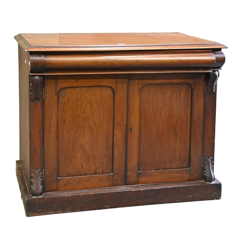 1284 - A Victorian mahogany chiffonier, with panelled doors, 95cm h; 115 x 46cm