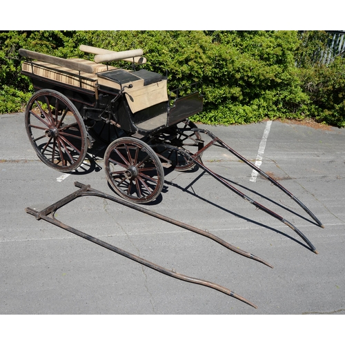 934 - Horse drawn vehicle. A four-wheeled open carriage, waggonette, Northern European c. late 19th c, the... 