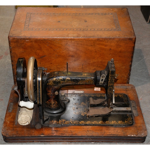 1416 - A German sewing machine, cased