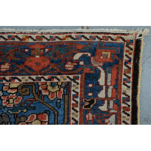 1136 - A rug, 140 x 207cm