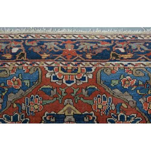 1136 - A rug, 140 x 207cm