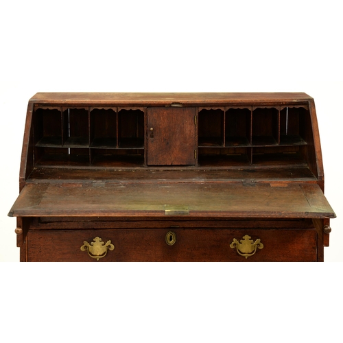 1213 - A George III oak bureau, 102cm h; 51 x 93cm