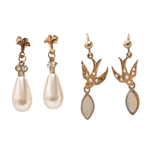 197 - Two pairs of cultured pearl and gold earrings, 25mm h, 2.7g