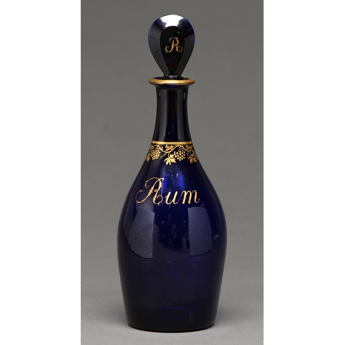 497 - An English cobalt blue and gilt glass club decanter and stopper, early 20th c,  24cm h... 