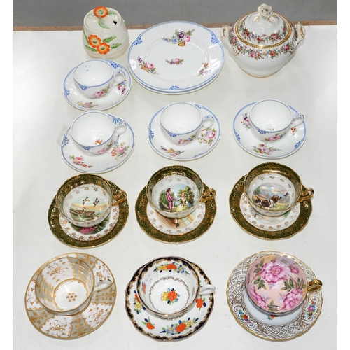 536 - Miscellaneous teaware, 19th c and later, to include a sucrier and cover printed and painted with ban... 