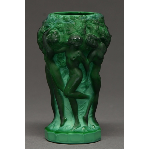 547 - A green marbled malachite glass vase from Schlevogt's mould for the Ingrid range, second half 20th c... 