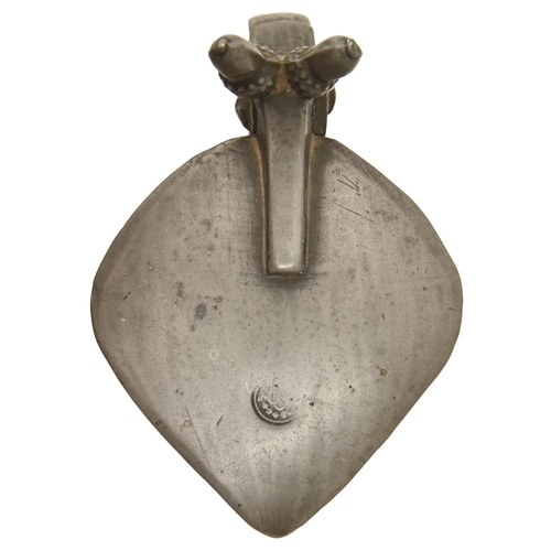 776 - A Channel Islands pewter measure, of Jersey type, early 19th c, with twin acorn thumbpiece, 17c... 