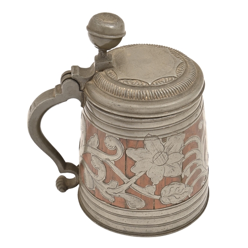 838 - A Swedish pewter mounted wood tankard, 19th c, the domed lid with ball thumbpiece, the body of ... 