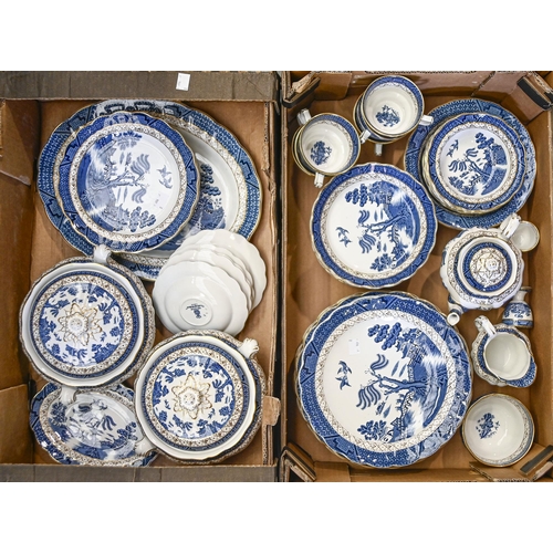 1018 - An extensive Booths Real Old Willow pattern earthenware dinner service, including a pair of tureens ... 