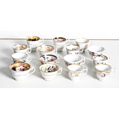 257 - Fifteen Charles Bourne tea cups and coffee cups, c.1820, pattern numbers 135, 233, 236, 271, 311, 34... 