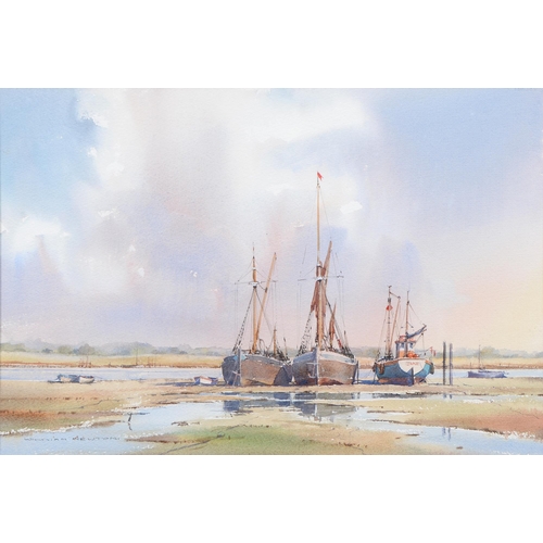 727 - William Newton (20th/21st century) - Tide Out, River Orwell, signed, watercolour, on Arches, 34.5cm ... 