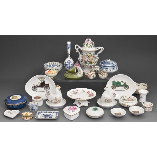 79 - Miscellaneous decorative ceramics, 19th c and later, to include a Derby two hand pot pourri vase and... 