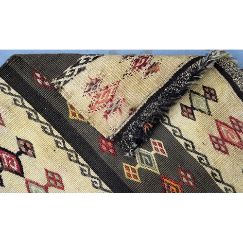 813 - A pair of tribal Kurdish Bakhtiari flatweave rugs, 102 x 64cm