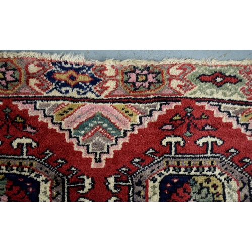 815 - A Turkish Bergama rug, early 20th c, 162 x 102cm