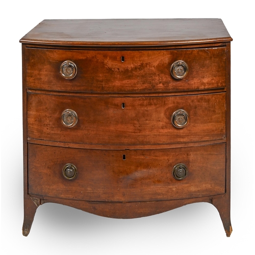 840 - A George III bow fronted mahogany chest of drawers, with oak lined drawers, 85cm h; 56.5 x 92cm... 