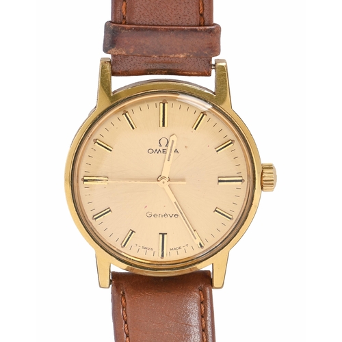 110 - An Omega gold plated gentleman's wristwatch, 35cm diam