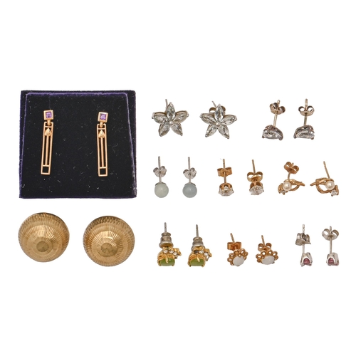 187 - Miscellaneous jewelled 9ct gold and other earrings