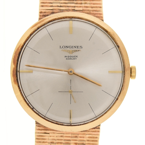 189 - A Longines 9ct gold gentleman's wristwatch, Ref. 331, 32mm diam, on 9ct gold bracelet, 45.5g, maker'... 