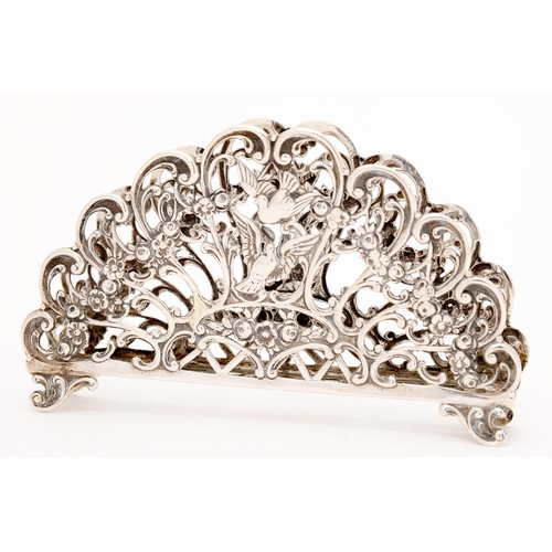 256 - A decorative German pierced silver letter rack, early 20th c, 13cm l, control mark and 800, 2oz 9dwt... 