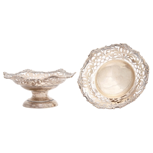 274 - Two Edwardian pierced silver bonbon dishes, on domed foot, 13cm diam, one by The Goldsmiths & Si... 