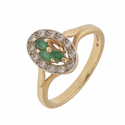 31 - An emerald and diamond ring, in 18ct gold, Birmingham 1997, 4.9g, size O