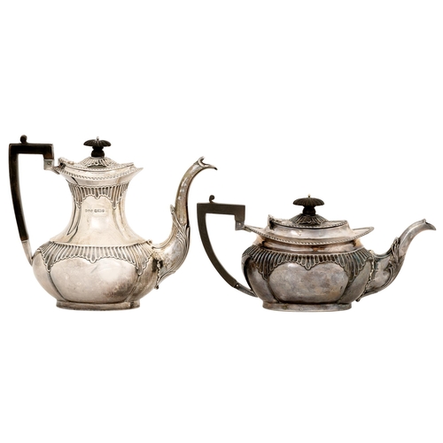 322 - A Victorian silver coffee pot and teapot, with fluted shoulder and gadrooned rim, coffee pot 19cm h,... 