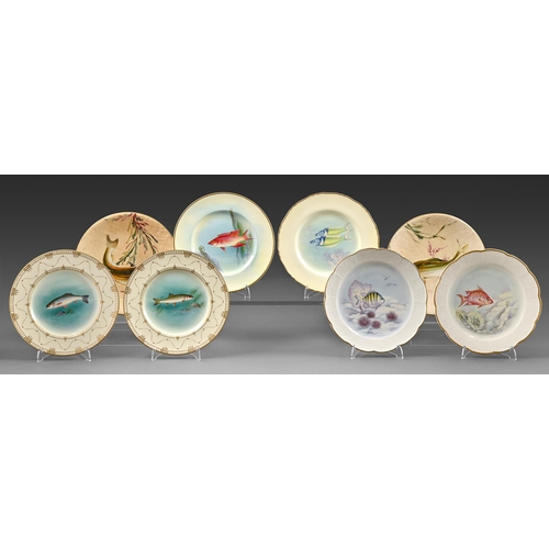 371 - Eight Royal Worcester fish plates, late 19th and early 20th c, to include a pair of plates with rais... 