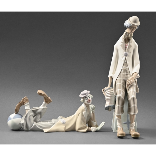 466 - Two Lladro figures of clowns, 45cm h and smaller, printed mark (2)