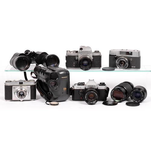 663 - A group of SLR rangefinder cameras, to include Yashica FX-D Quartz, Miranda and ERC, Mamiya EE, Koda... 