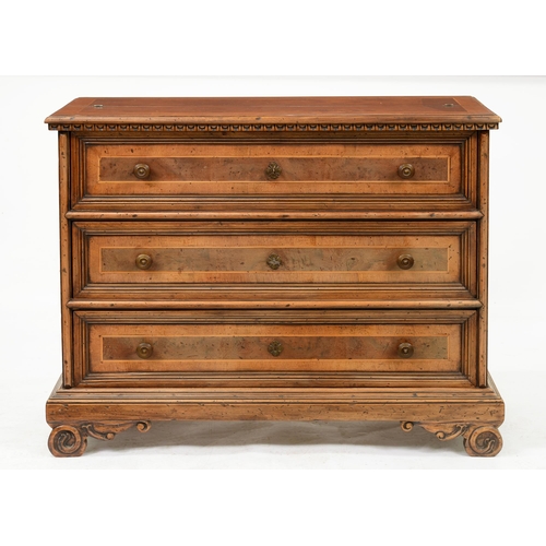 955 - An Italian walnut secretaire chest, 20th c, in 17th c style, 95cm h; 120 x 50cm... 