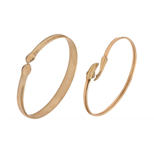 99 - A gold bangle, 63mm (internal), 6g and another bangle