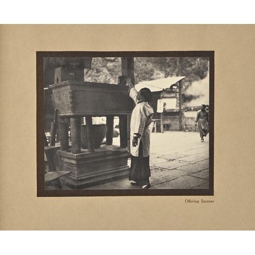 91 - China. Mennie (Donald, photographer), Glimpses of China: A Series of Vandyck Photogravures illustrat... 