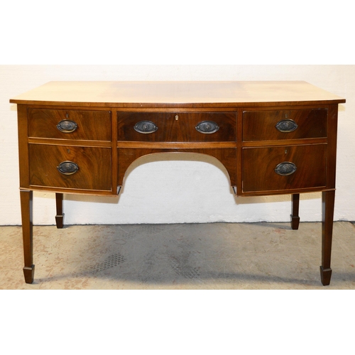 1037 - A bow-fronted mahogany sideboard, early 20th c, 77cm h; 58 x 122cm