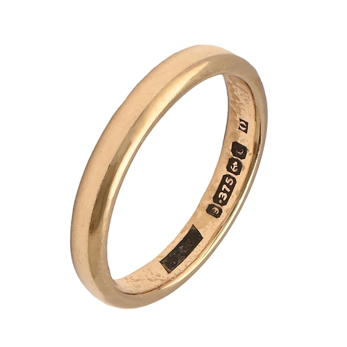 24 - A 9ct gold wedding ring, 2.4g, size J