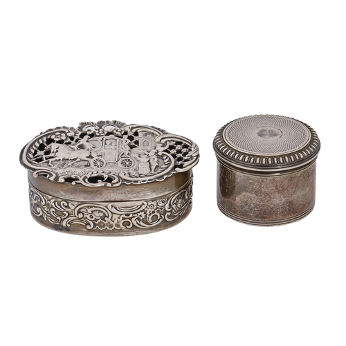 264 - A George III silver pomade pot from a dressing set, the cover engine turned, 48mm diam, by John Reil... 