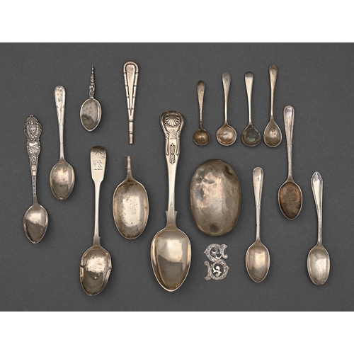 296 - Miscellaneous small silver flatware and other articles, Victorian and later, 7oz 2dwt... 